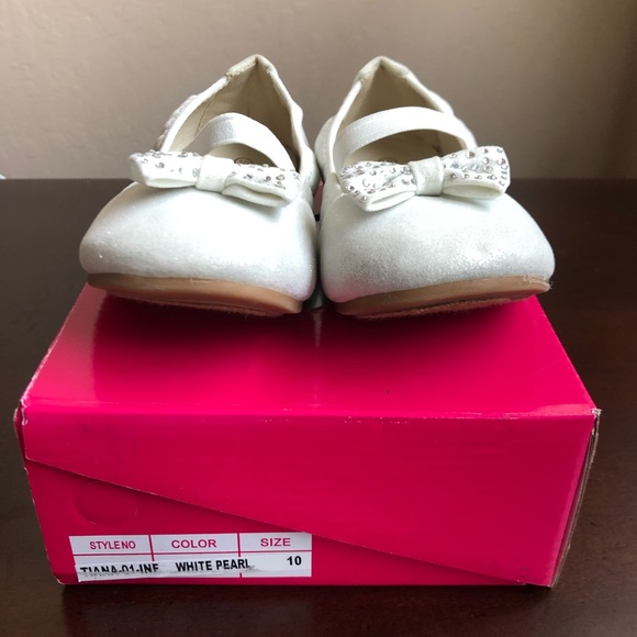 🎉HP🎉DreamPairs Pearl White Mary Jane Ballet Flat - Picture 9 of 10